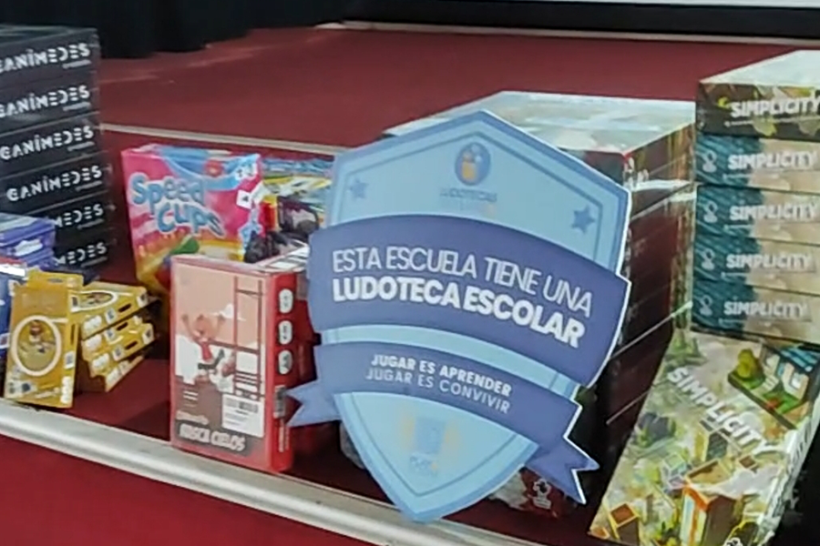 LUDOTECA Jugar es Aprender-Jugar es Convivir