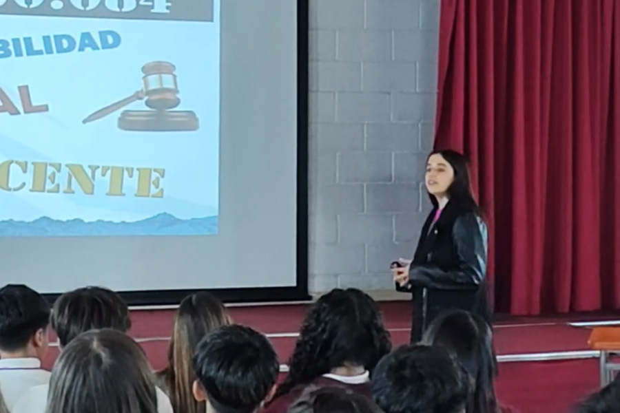 CHARLA OCTAVOS AÑOS