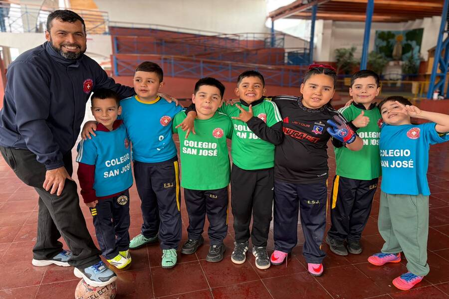 ¡Los futuros cracks entran a la cancha!